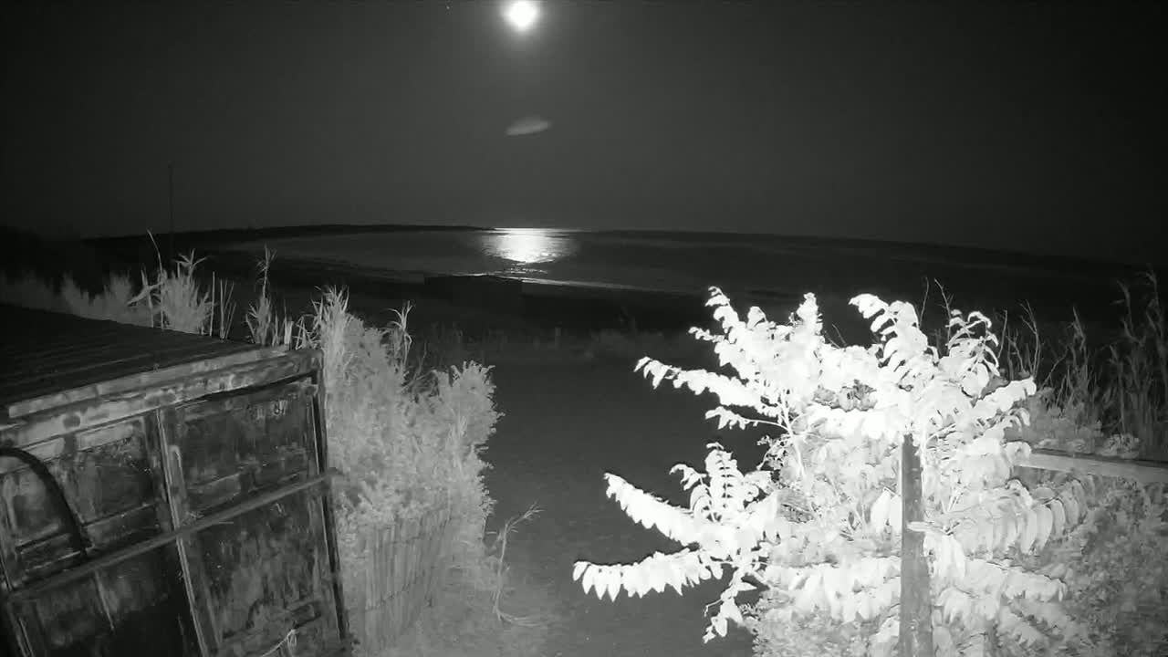 Saint-Denis-d'Oleron  Plage des Huttes Surf Beach Live Cam  - Rochefort, Charente-Maritime, Nouvelle-Aquitaine, France 