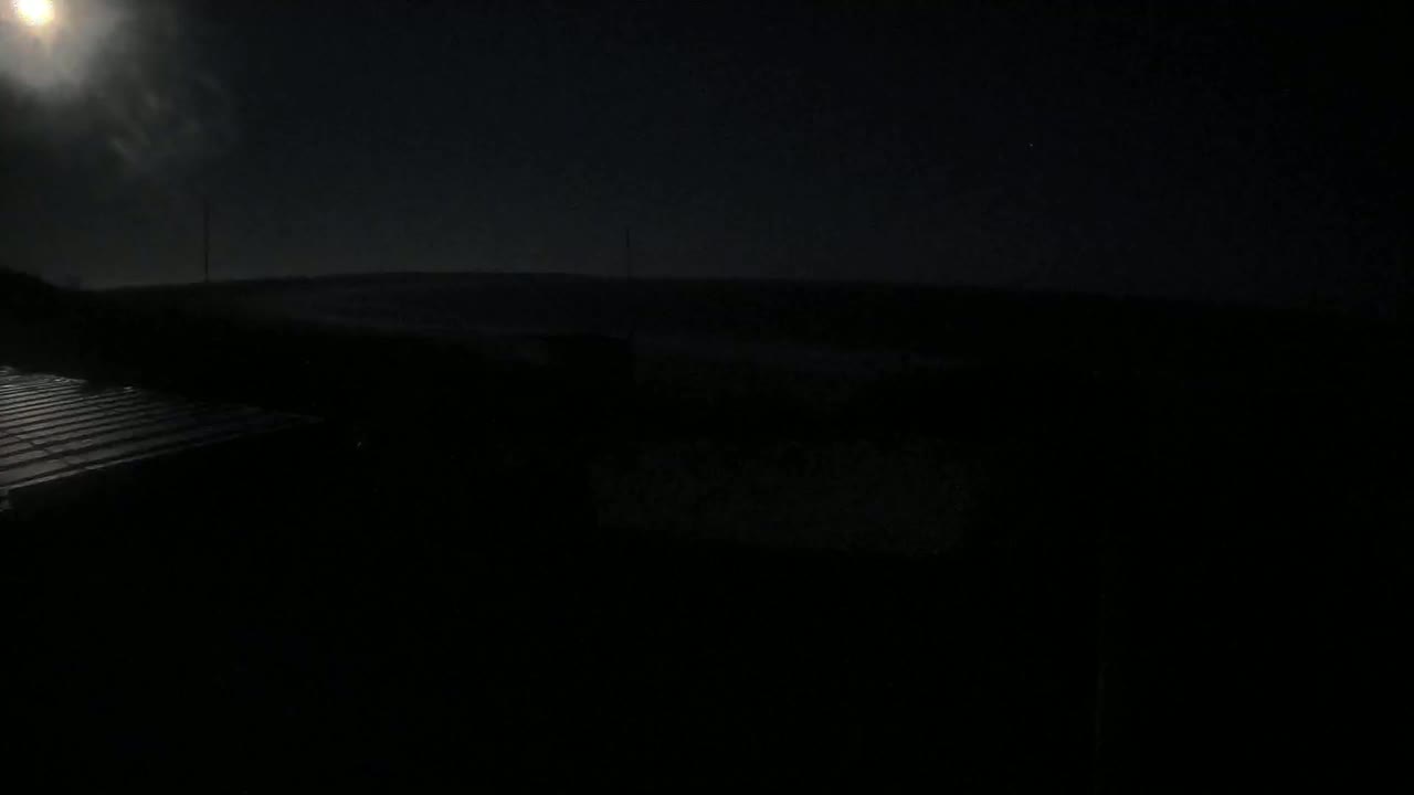 Saint-Denis-d'Oleron  Plage des Huttes Surf Beach Live Cam  - Rochefort, Charente-Maritime, Nouvelle-Aquitaine, France 