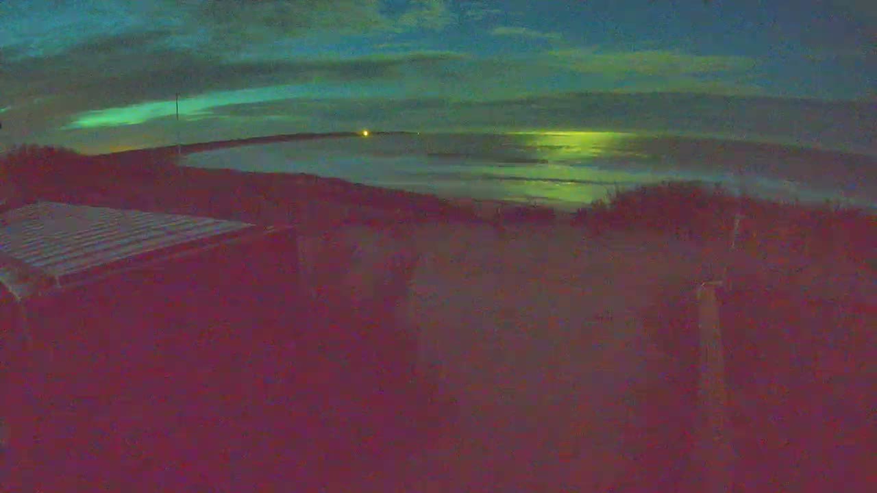 Saint-Denis-d'Oleron  Plage des Huttes Surf Beach Live Cam  - Rochefort, Charente-Maritime, Nouvelle-Aquitaine, France 