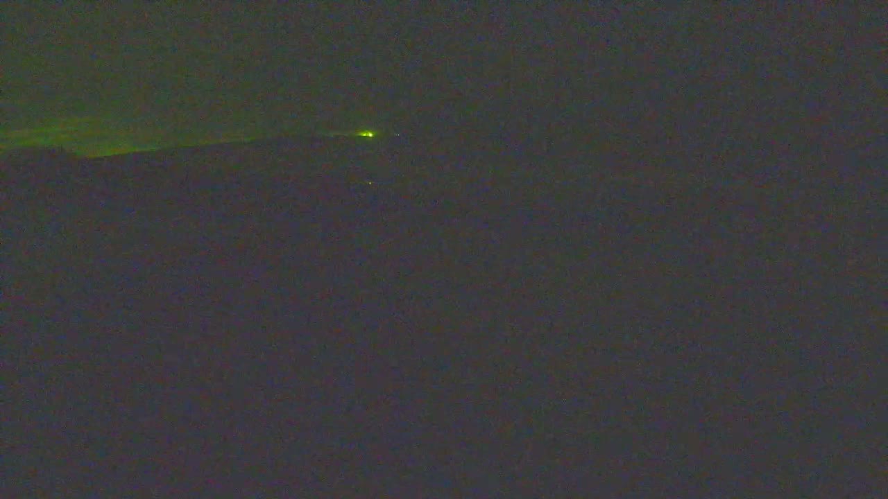 Saint-Denis-d'Oleron  Plage des Huttes Surf Beach Live Cam  - Rochefort, Charente-Maritime, Nouvelle-Aquitaine, France 