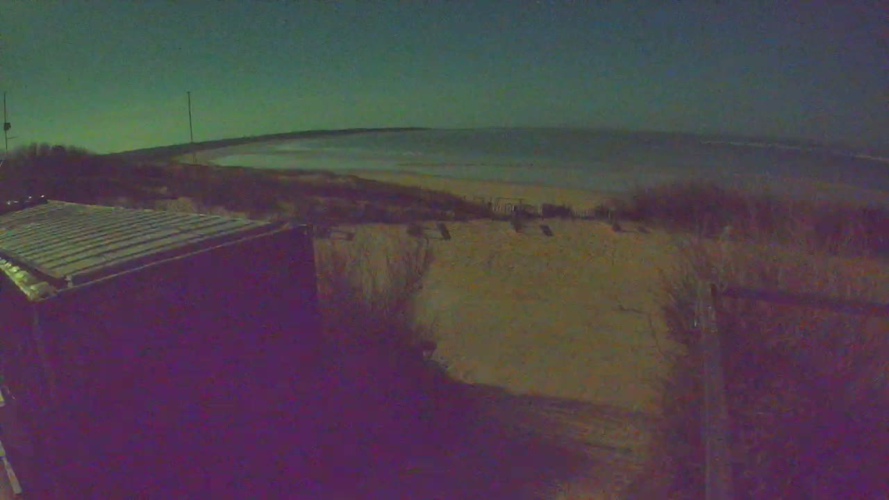 Saint-Denis-d'Oleron  Plage des Huttes Surf Beach Live Cam  - Rochefort, Charente-Maritime, Nouvelle-Aquitaine, France 