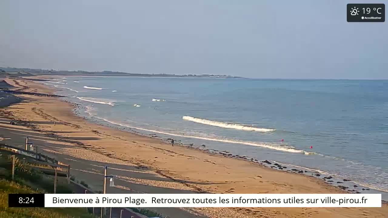 Pirou Beach (Pirou Plage) & Atlantic View Live Cam - Coutances, Manche, Normandie, France