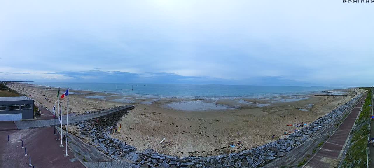 Pirou Beach (Pirou Plage) & Atlantic View Rotary Live Cam - Coutances, Manche, Normandie, France