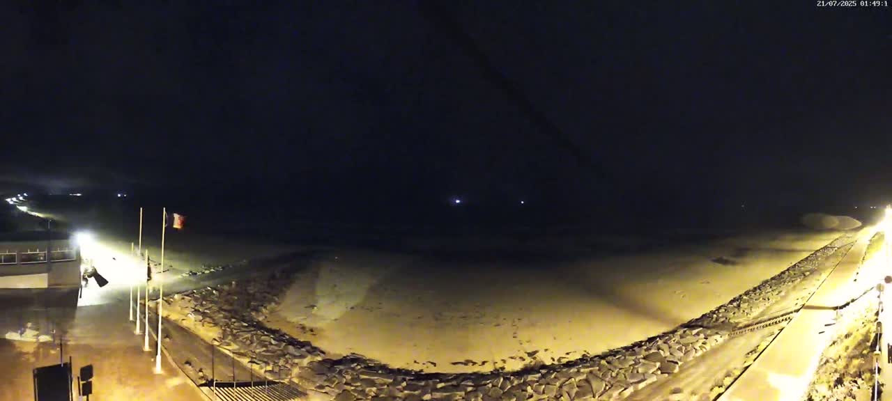 Pirou Beach (Pirou Plage) & Atlantic View Rotary Live Cam - Coutances, Manche, Normandie, France