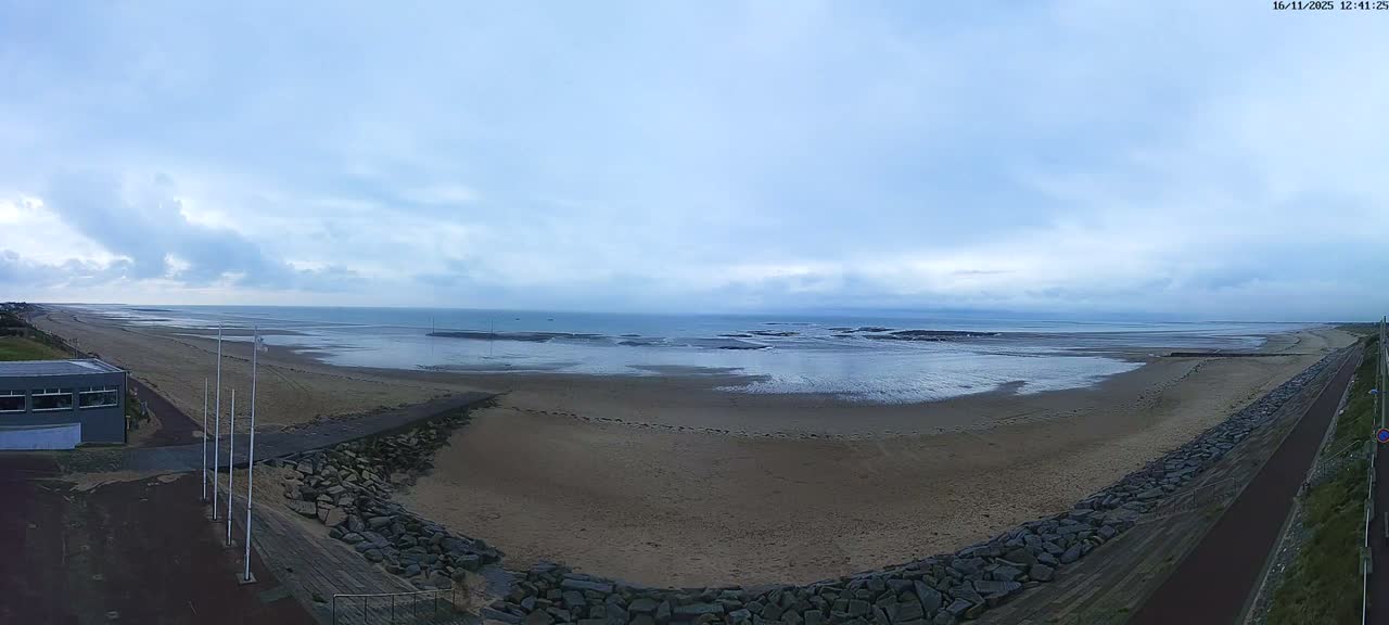 Pirou Beach (Pirou Plage) & Atlantic View Rotary Live Cam - Coutances, Manche, Normandie, France