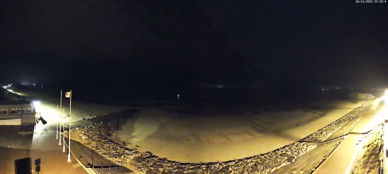 Pirou Beach (Pirou Plage) & Atlantic View Rotary Live Cam - Coutances, Manche, Normandie, France