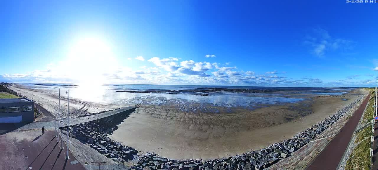 Pirou Beach (Pirou Plage) & Atlantic View Rotary Live Cam - Coutances, Manche, Normandie, France