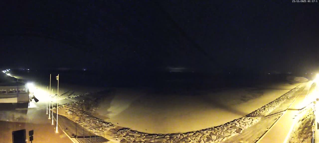Pirou Beach (Pirou Plage) & Atlantic View Rotary Live Cam - Coutances, Manche, Normandie, France