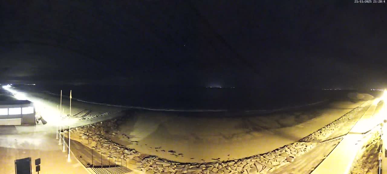 Pirou Beach (Pirou Plage) & Atlantic View Rotary Live Cam - Coutances, Manche, Normandie, France