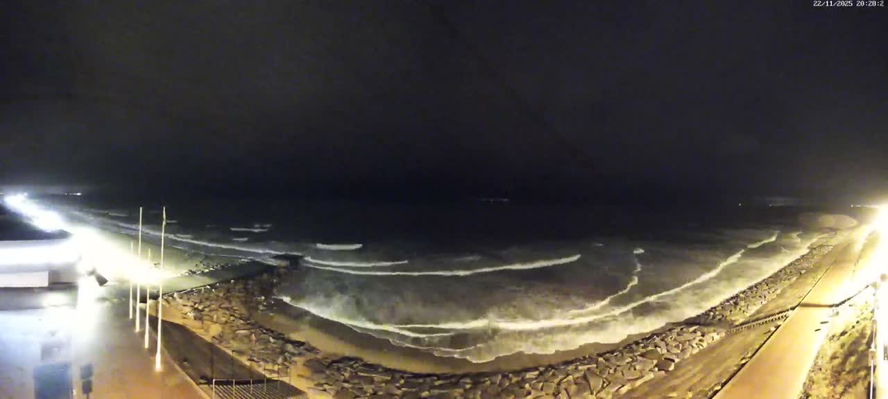 Pirou Beach (Pirou Plage) & Atlantic View Rotary Live Cam - Coutances, Manche, Normandie, France