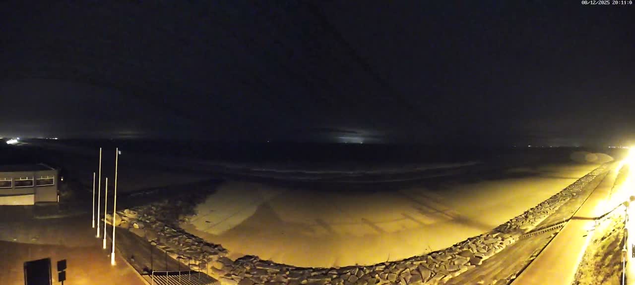 Pirou Beach (Pirou Plage) & Atlantic View Rotary Live Cam - Coutances, Manche, Normandie, France