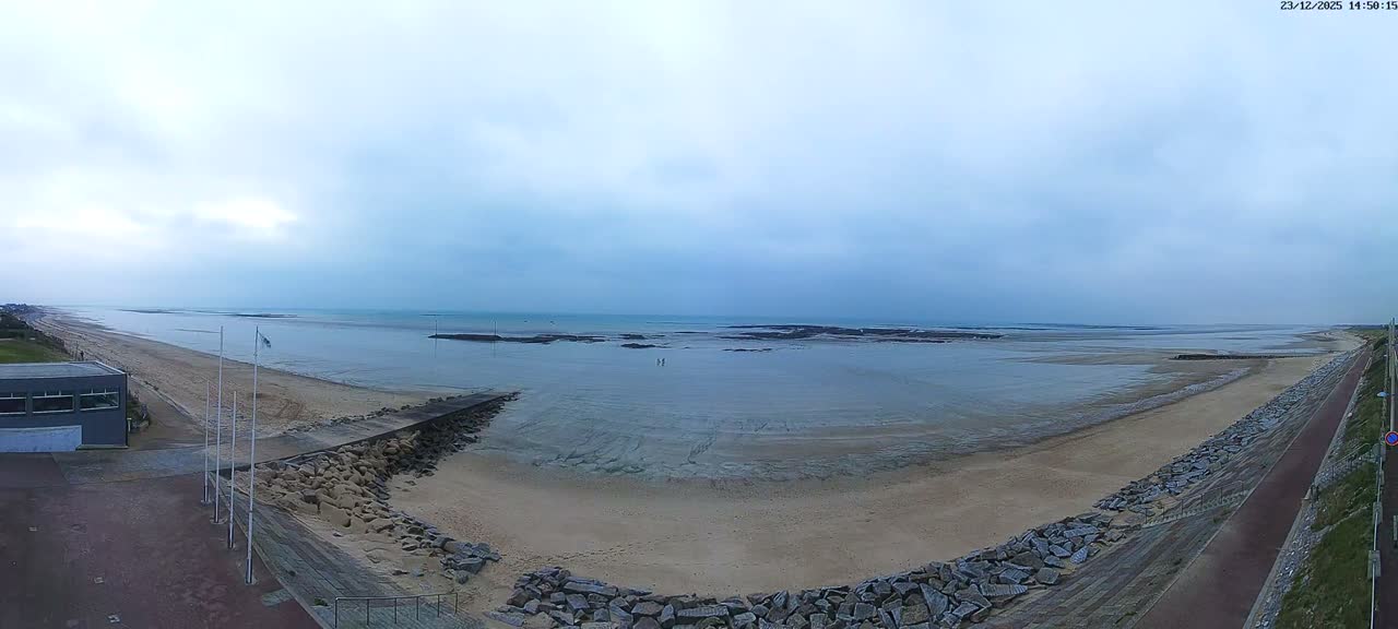 Pirou Beach (Pirou Plage) & Atlantic View Rotary Live Cam - Coutances, Manche, Normandie, France