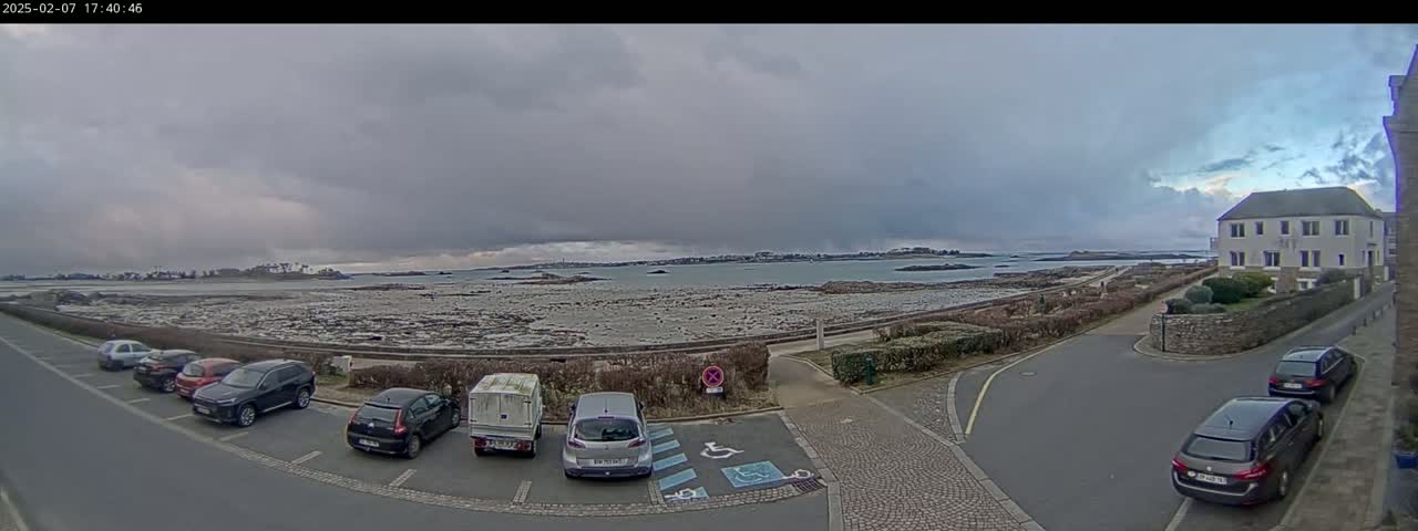 Ile de Batz Island View from Roscoff Live Cam - 	Morlaix, 	Finistère, 	Bretagne, France