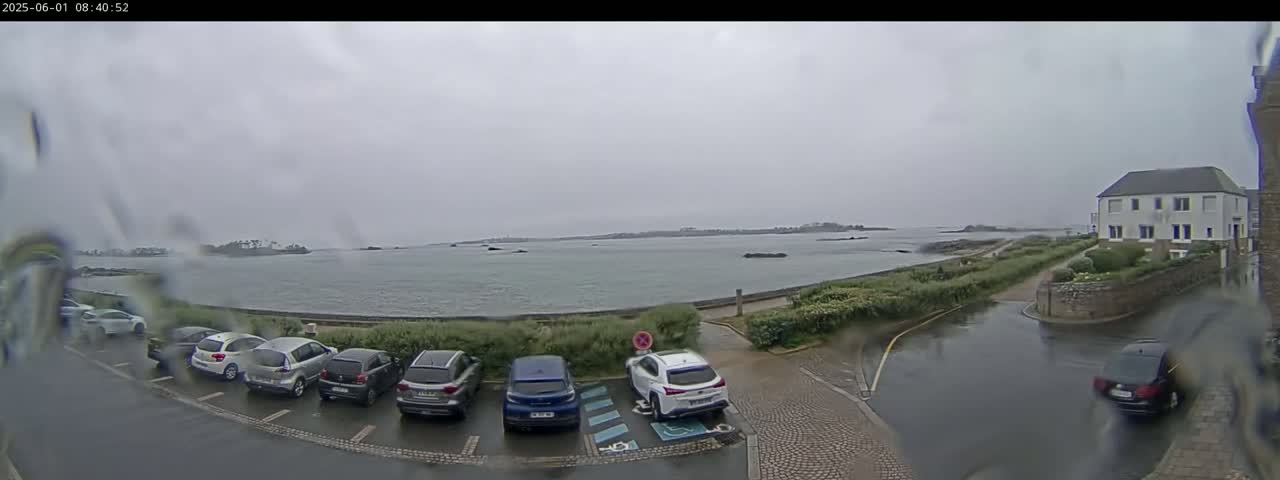 Ile de Batz Island View from Roscoff Live Cam - 	Morlaix, 	Finistère, 	Bretagne, France