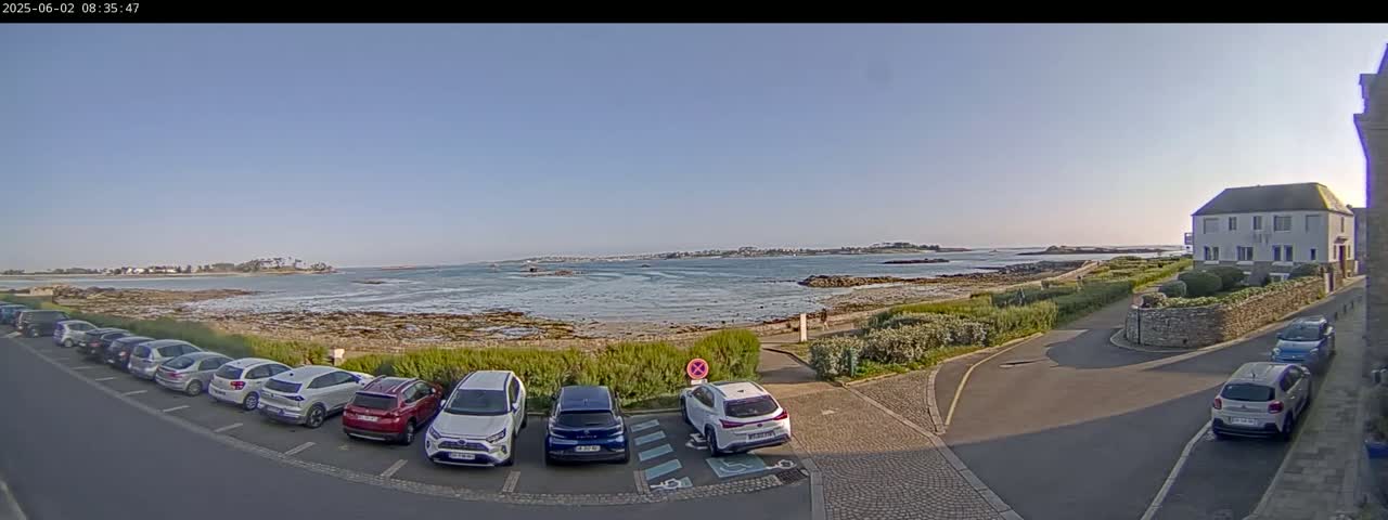Ile de Batz Island View from Roscoff Live Cam - 	Morlaix, 	Finistère, 	Bretagne, France