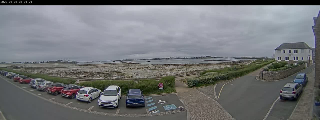 Ile de Batz Island View from Roscoff Live Cam - 	Morlaix, 	Finistère, 	Bretagne, France