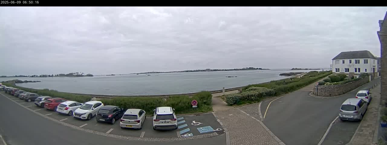 Ile de Batz Island View from Roscoff Live Cam - 	Morlaix, 	Finistère, 	Bretagne, France