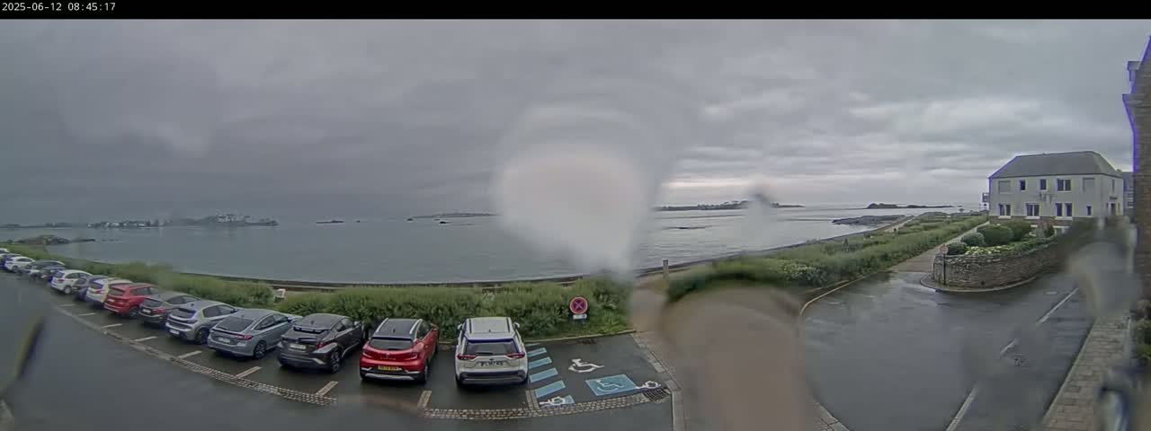 Ile de Batz Island View from Roscoff Live Cam - 	Morlaix, 	Finistère, 	Bretagne, France