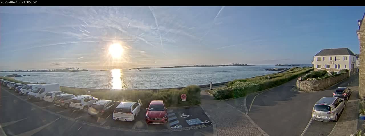 Ile de Batz Island View from Roscoff Live Cam - 	Morlaix, 	Finistère, 	Bretagne, France