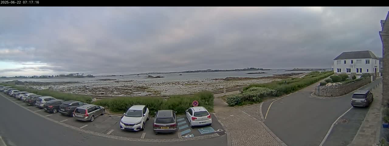 Ile de Batz Island View from Roscoff Live Cam - 	Morlaix, 	Finistère, 	Bretagne, France