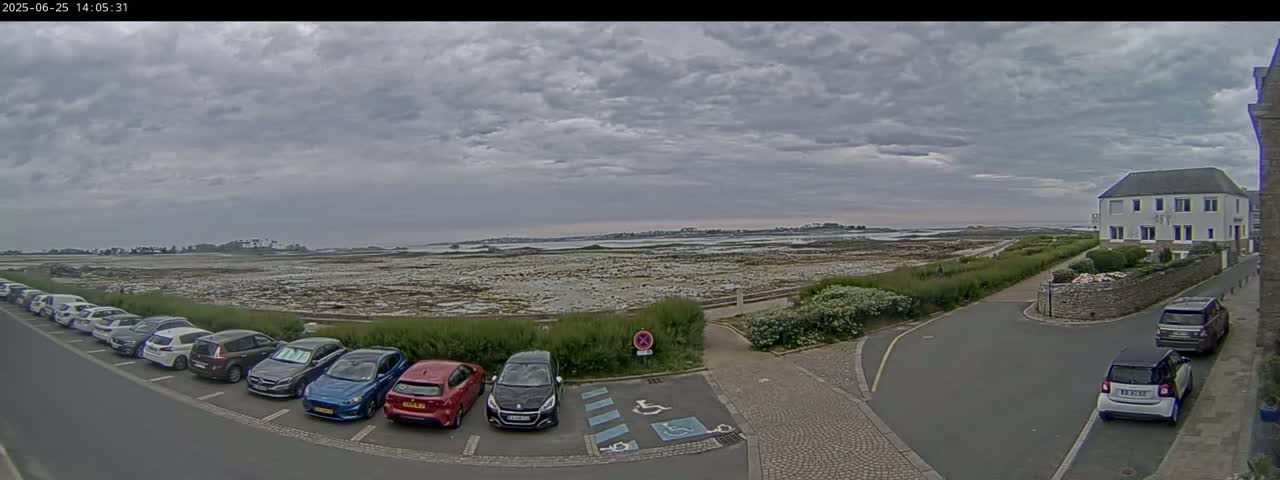 Ile de Batz Island View from Roscoff Live Cam - 	Morlaix, 	Finistère, 	Bretagne, France
