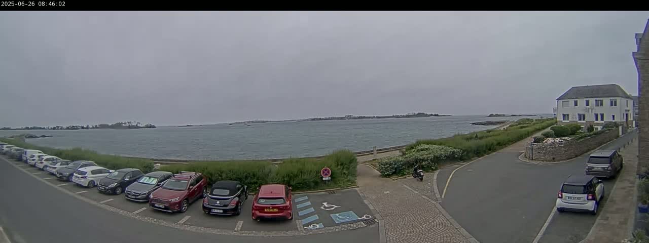Ile de Batz Island View from Roscoff Live Cam - 	Morlaix, 	Finistère, 	Bretagne, France