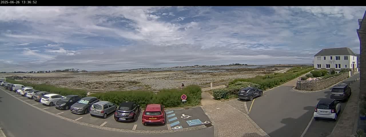 Ile de Batz Island View from Roscoff Live Cam - 	Morlaix, 	Finistère, 	Bretagne, France