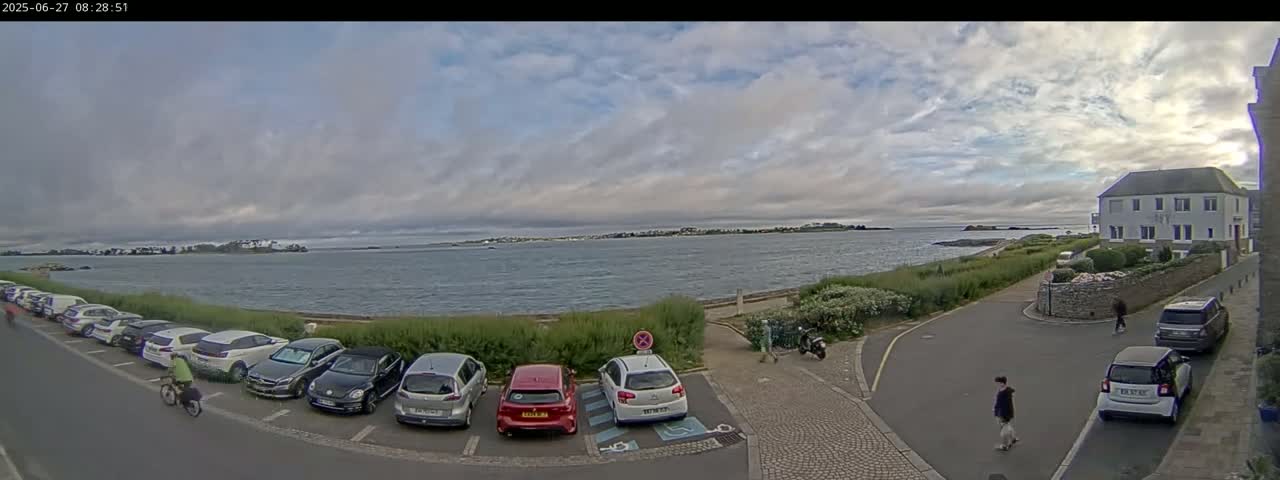 Ile de Batz Island View from Roscoff Live Cam - 	Morlaix, 	Finistère, 	Bretagne, France