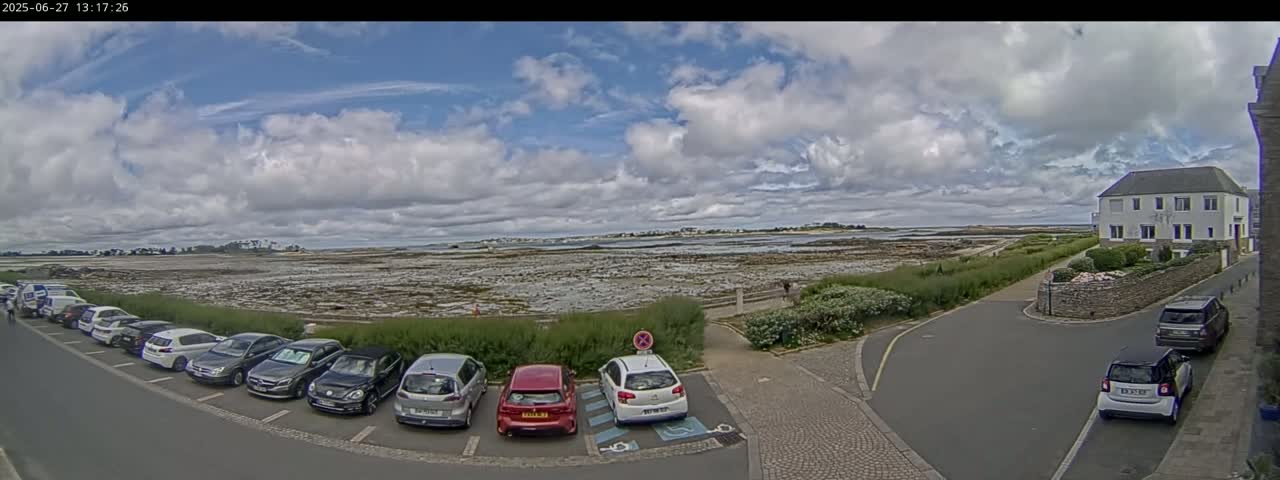 Ile de Batz Island View from Roscoff Live Cam - 	Morlaix, 	Finistère, 	Bretagne, France