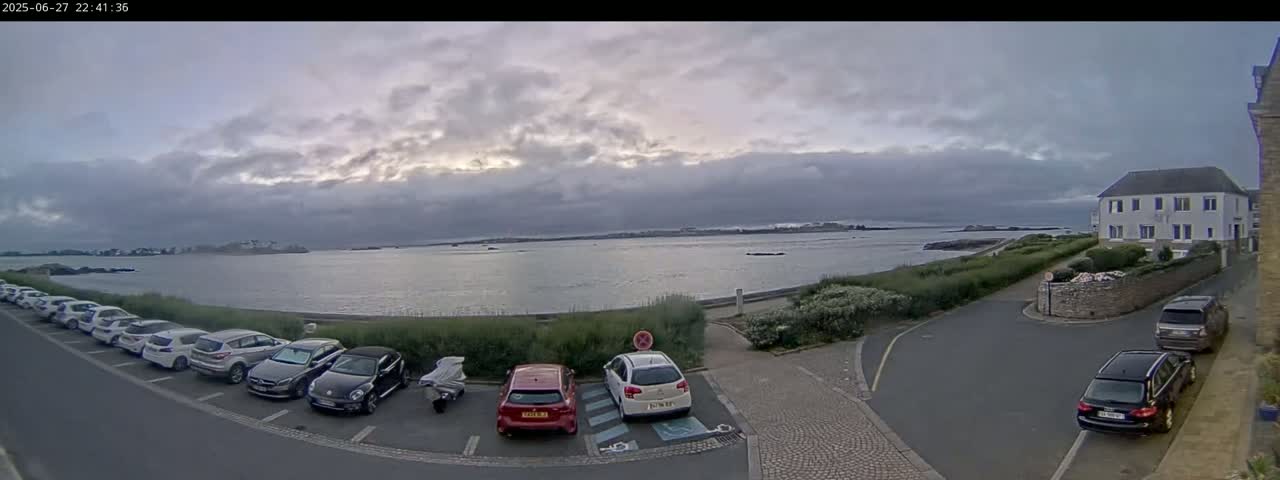 Ile de Batz Island View from Roscoff Live Cam - 	Morlaix, 	Finistère, 	Bretagne, France