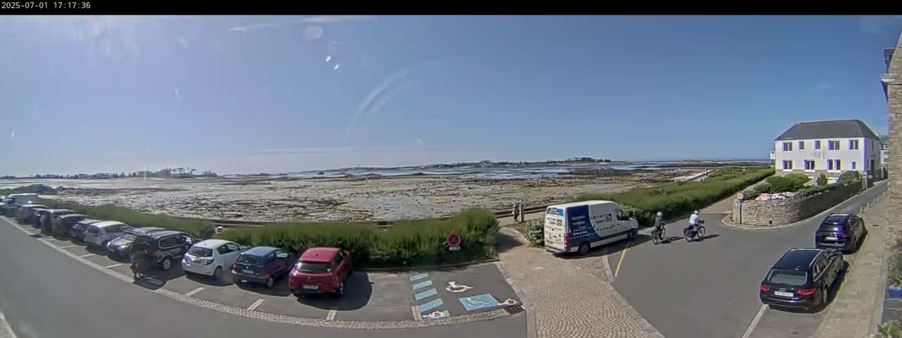 Ile de Batz Island View from Roscoff Live Cam - 	Morlaix, 	Finistère, 	Bretagne, France