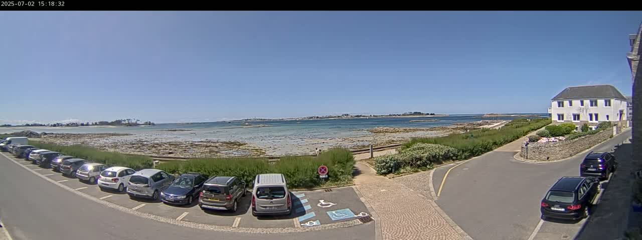 Ile de Batz Island View from Roscoff Live Cam - 	Morlaix, 	Finistère, 	Bretagne, France