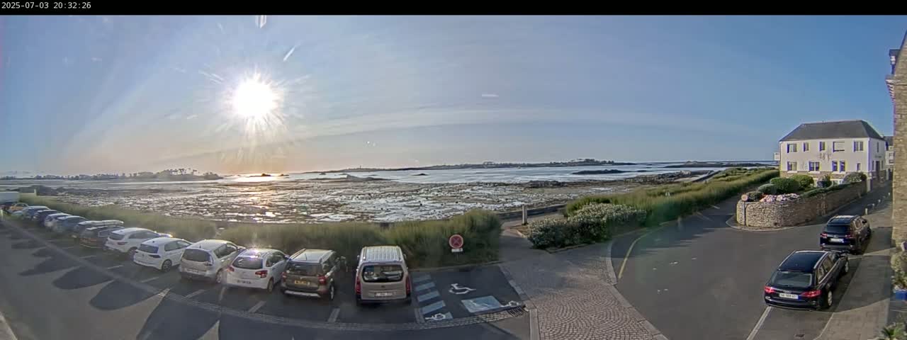 Ile de Batz Island View from Roscoff Live Cam - 	Morlaix, 	Finistère, 	Bretagne, France