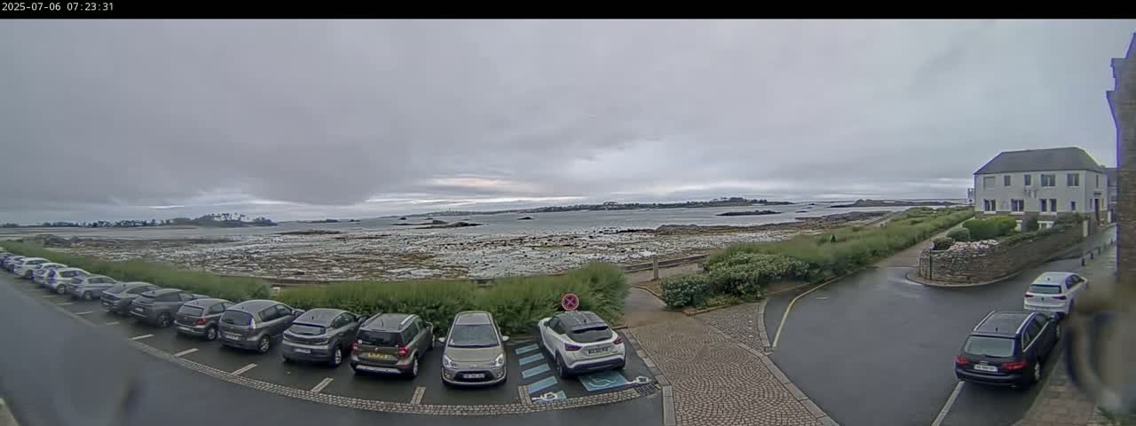 Ile de Batz Island View from Roscoff Live Cam - 	Morlaix, 	Finistère, 	Bretagne, France
