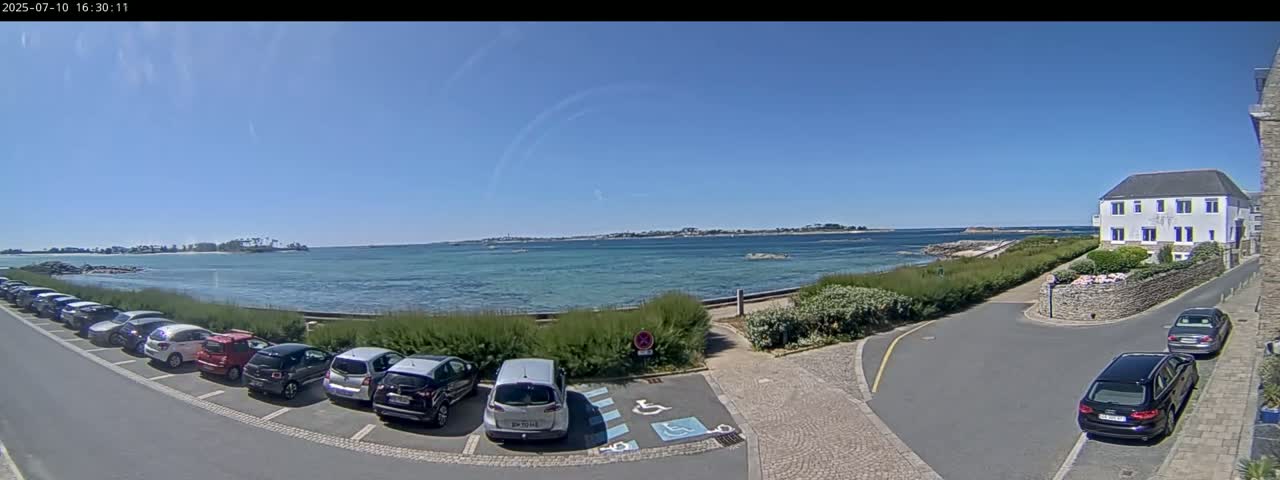 Ile de Batz Island View from Roscoff Live Cam - 	Morlaix, 	Finistère, 	Bretagne, France