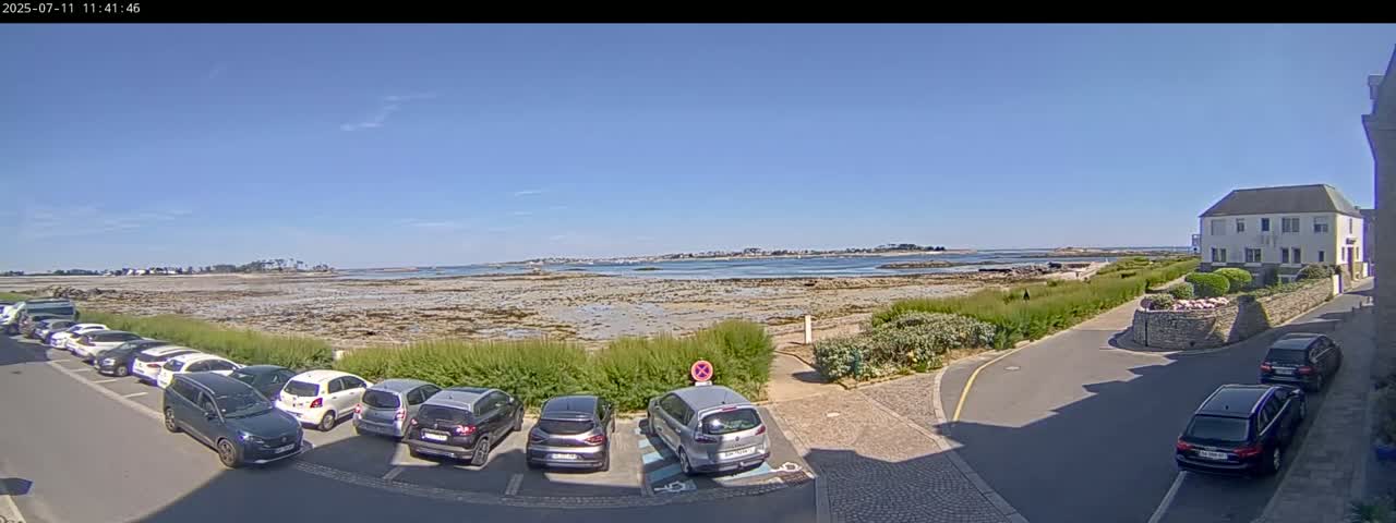 Ile de Batz Island View from Roscoff Live Cam - 	Morlaix, 	Finistère, 	Bretagne, France