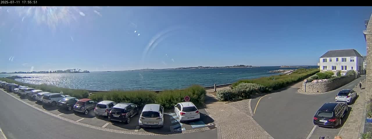 Ile de Batz Island View from Roscoff Live Cam - 	Morlaix, 	Finistère, 	Bretagne, France