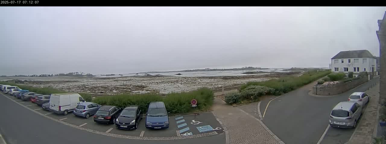 Ile de Batz Island View from Roscoff Live Cam - 	Morlaix, 	Finistère, 	Bretagne, France