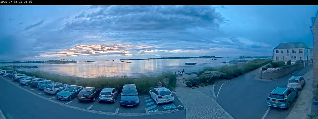 Ile de Batz Island View from Roscoff Live Cam - 	Morlaix, 	Finistère, 	Bretagne, France