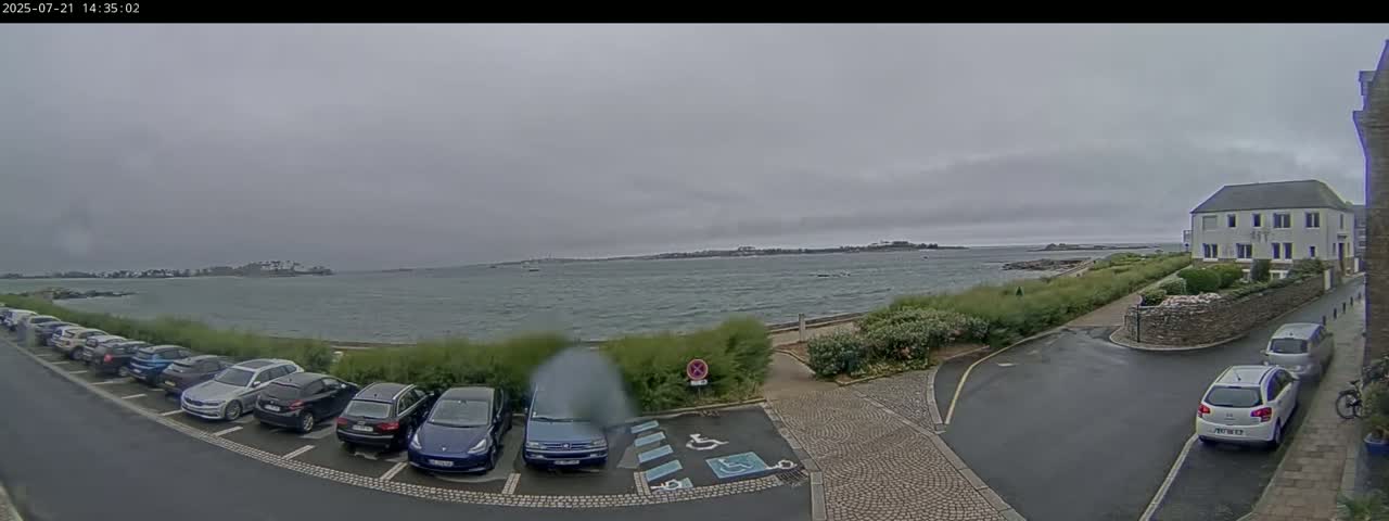 Ile de Batz Island View from Roscoff Live Cam - 	Morlaix, 	Finistère, 	Bretagne, France