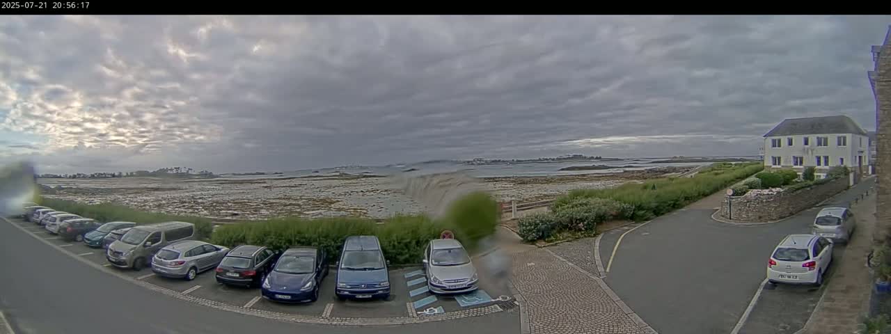 Ile de Batz Island View from Roscoff Live Cam - 	Morlaix, 	Finistère, 	Bretagne, France