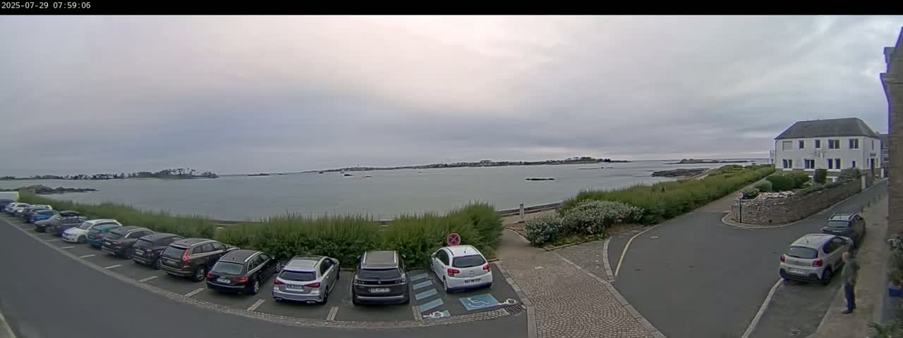 Ile de Batz Island View from Roscoff Live Cam - 	Morlaix, 	Finistère, 	Bretagne, France