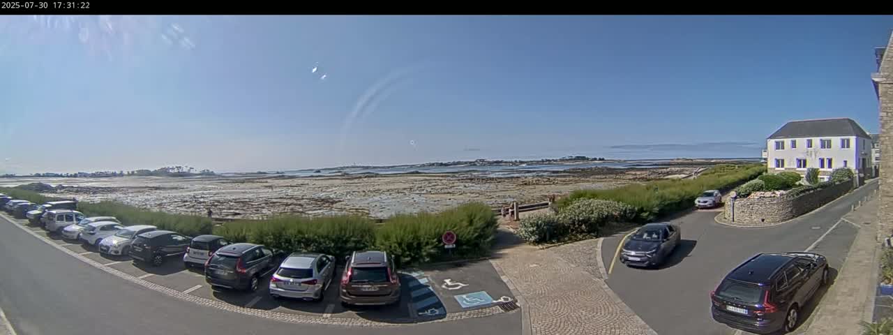 Ile de Batz Island View from Roscoff Live Cam - 	Morlaix, 	Finistère, 	Bretagne, France