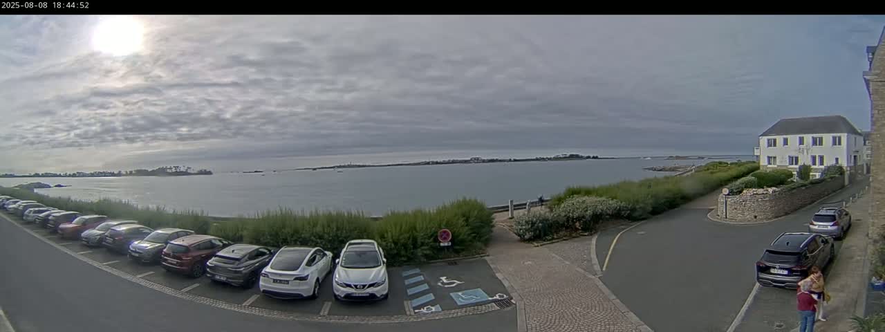 Ile de Batz Island View from Roscoff Live Cam - 	Morlaix, 	Finistère, 	Bretagne, France