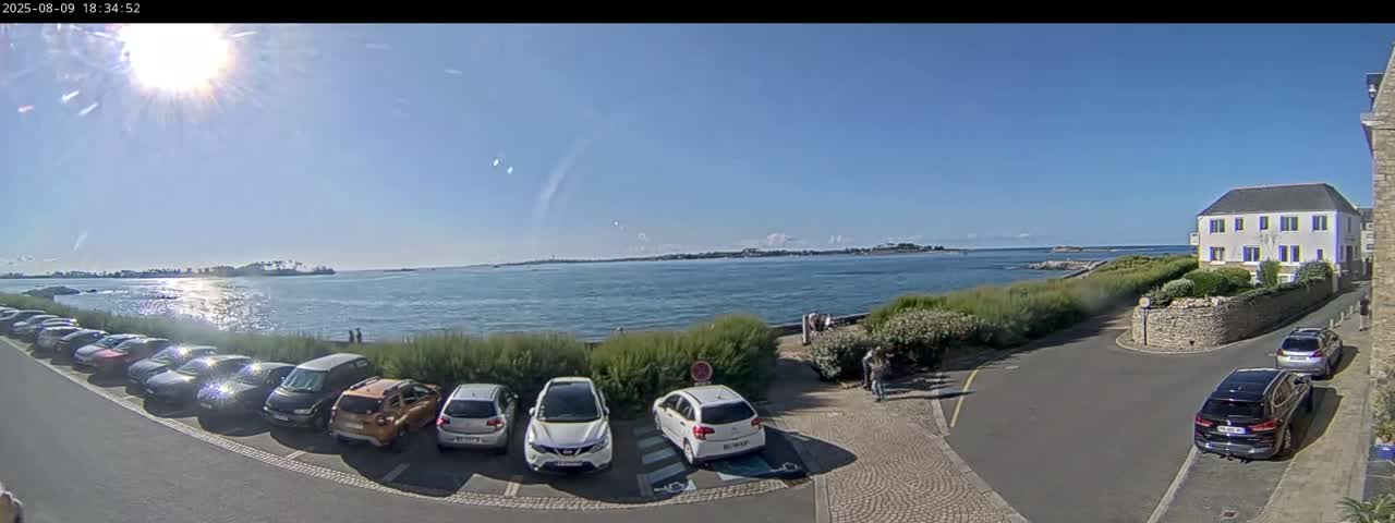Ile de Batz Island View from Roscoff Live Cam - 	Morlaix, 	Finistère, 	Bretagne, France