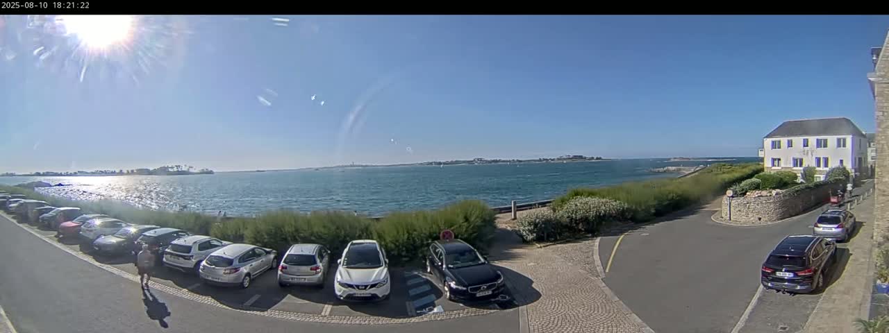 Ile de Batz Island View from Roscoff Live Cam - 	Morlaix, 	Finistère, 	Bretagne, France