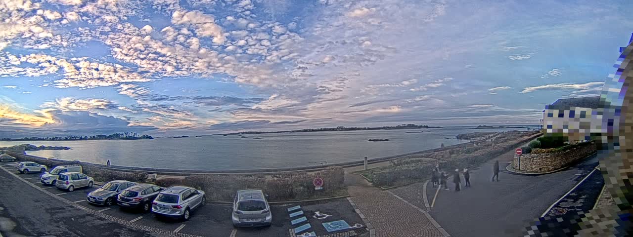 Ile de Batz Island View from Roscoff Live Cam - 	Morlaix, 	Finistère, 	Bretagne, France
