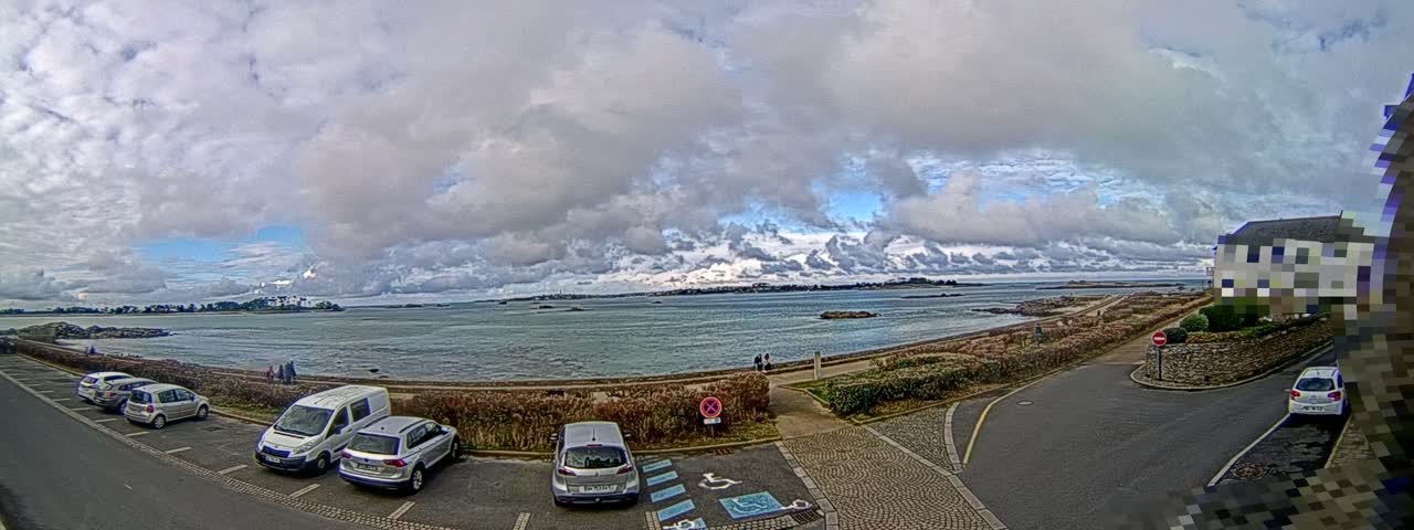 Ile de Batz Island View from Roscoff Live Cam - 	Morlaix, 	Finistère, 	Bretagne, France