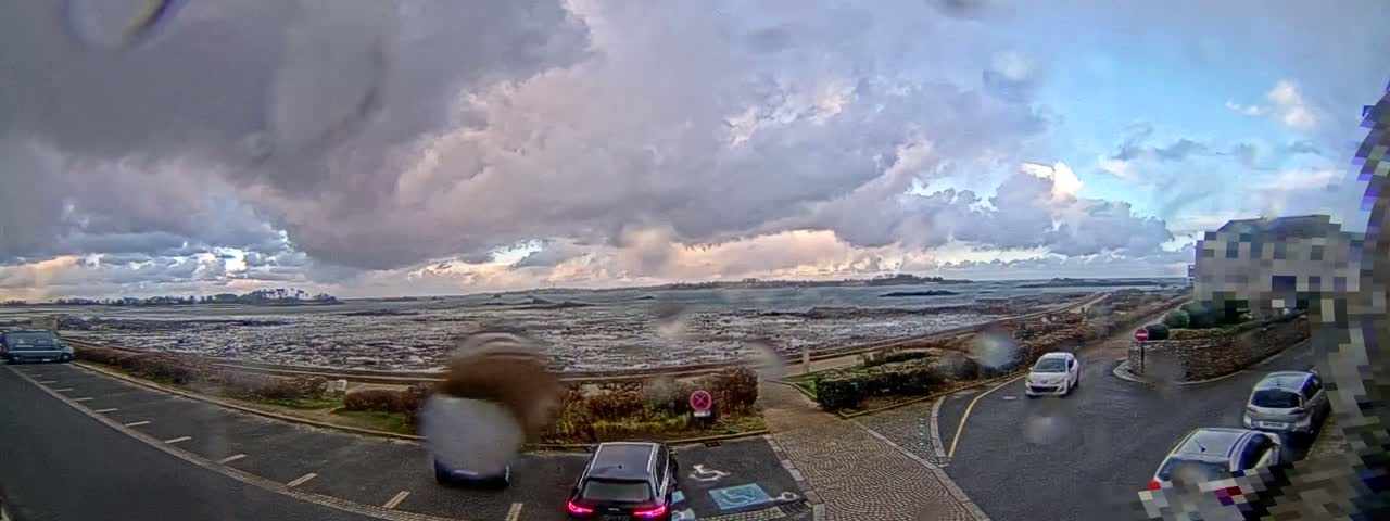 Ile de Batz Island View from Roscoff Live Cam - 	Morlaix, 	Finistère, 	Bretagne, France