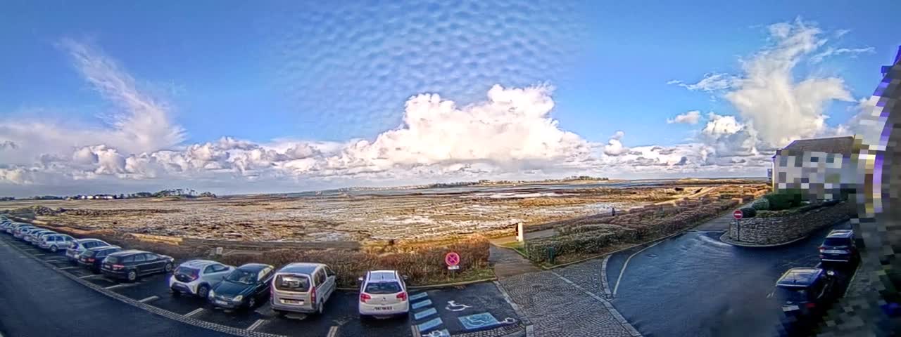 Ile de Batz Island View from Roscoff Live Cam - 	Morlaix, 	Finistère, 	Bretagne, France